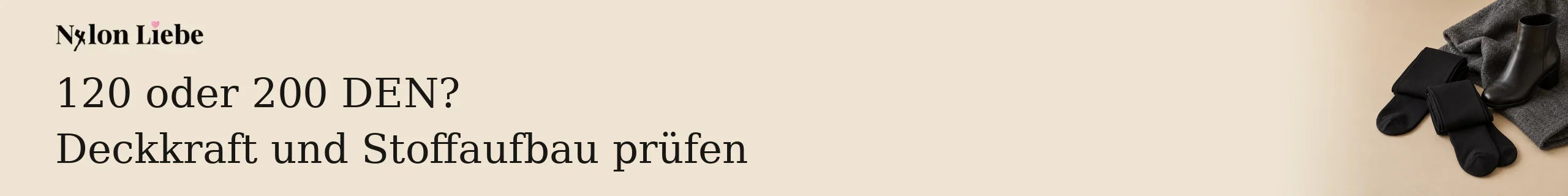 Zwei schwarze blickdichte Strumpfhosen mit grauem Stoff und Stiefelette.