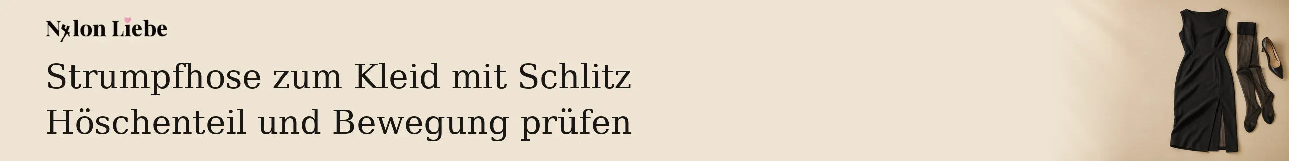 Schwarzes Midikleid mit Seitenschlitz neben feiner schwarzer Strumpfhose und Pumps.