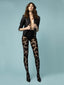 Strumpfhose mit schwarzen Herzmustern, elegant kombiniert mit Body und Lederjacke